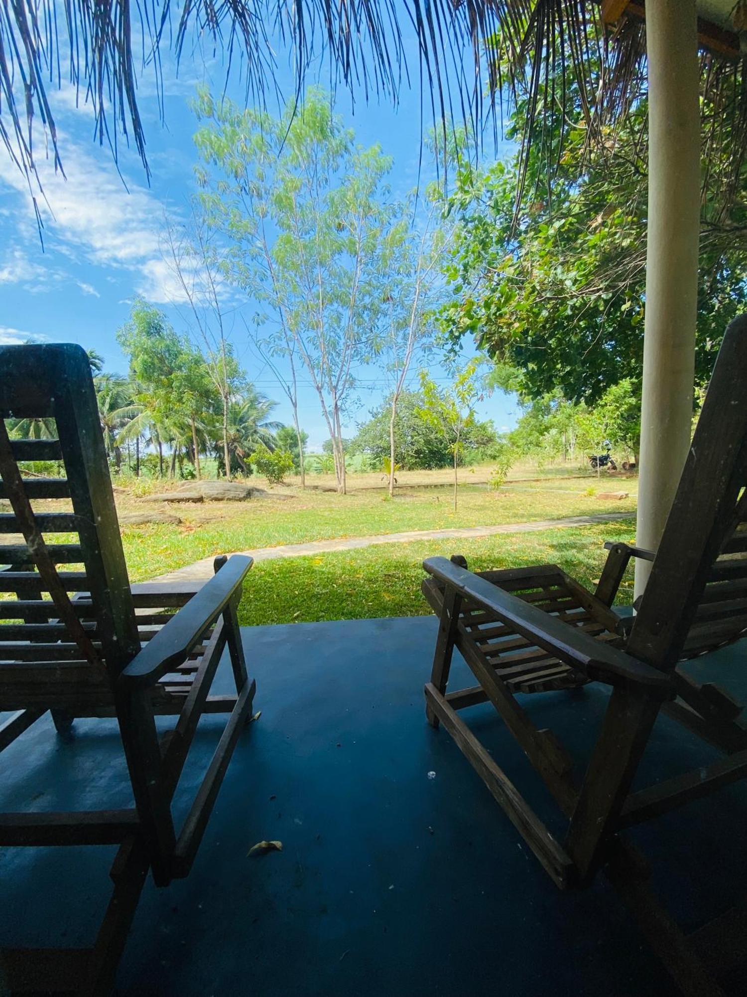River Paradise Safari House With Cooking Class Udawalawe Exterior photo